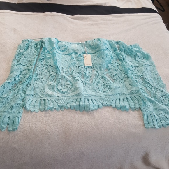 24. Baby blue lace blouse - Picture 3 of 8